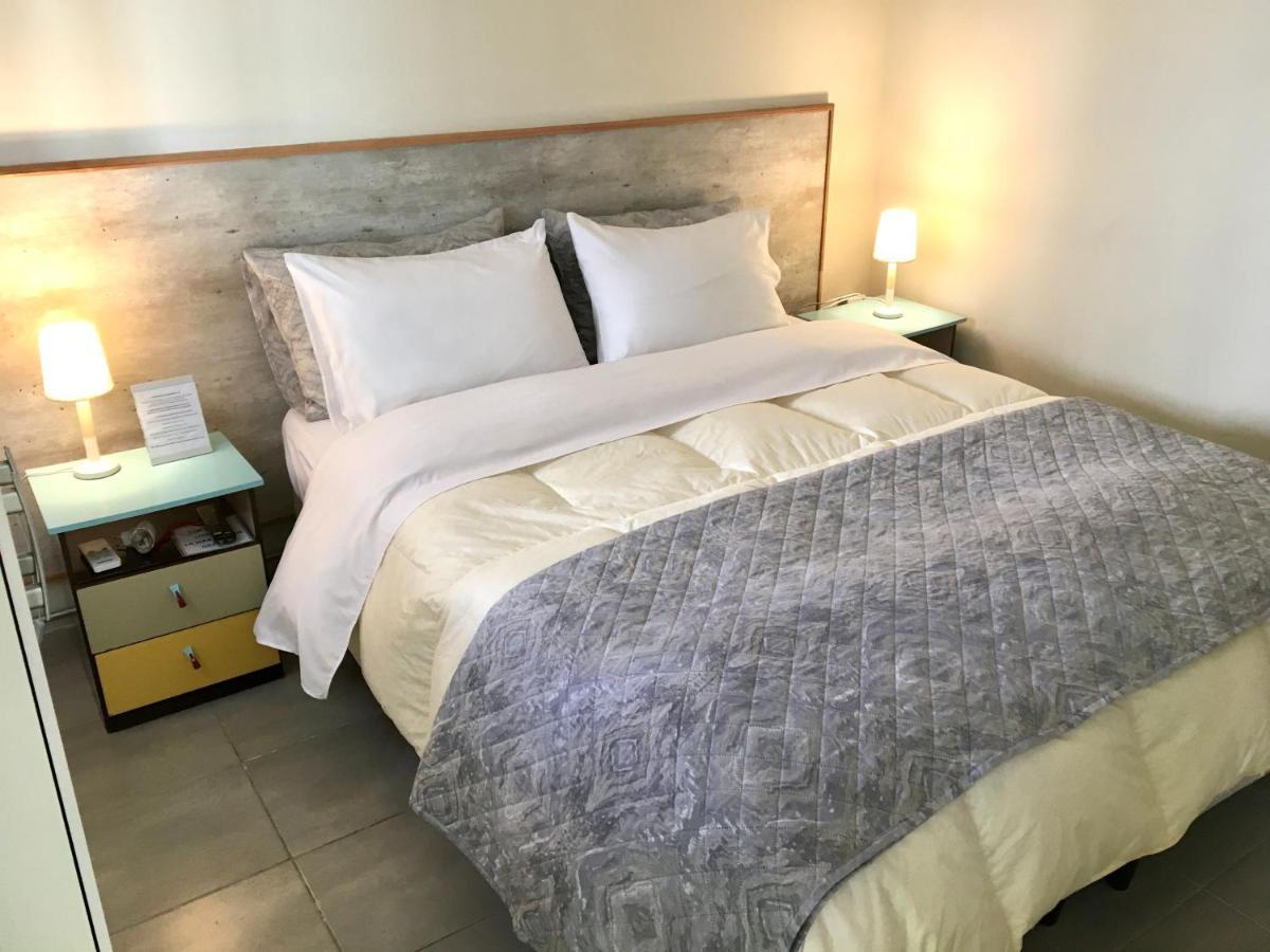 Rios Que Nos Unen Hostel Colonia del Sacramento Kültér fotó